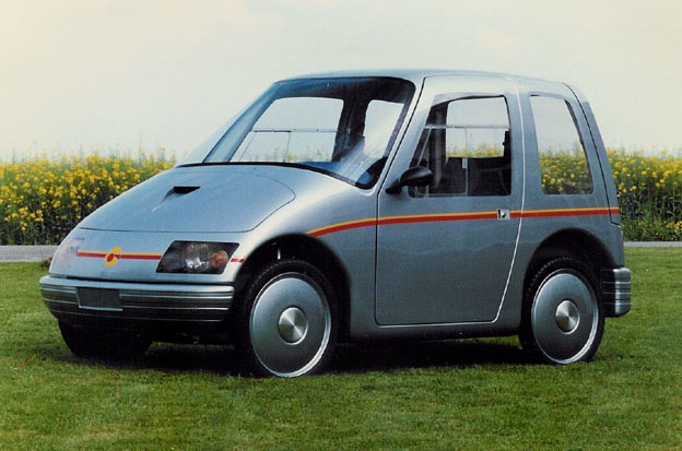 Piccolo, frühes Elektrofahrzeug von Bucher Leichtbau. Herstellung der Fahrzeugzelle für einige Prototypen.